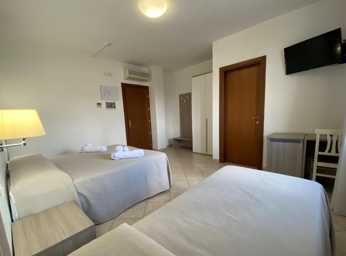 Hotel Victoria Torre Santa Sabina Eksteriør bilde