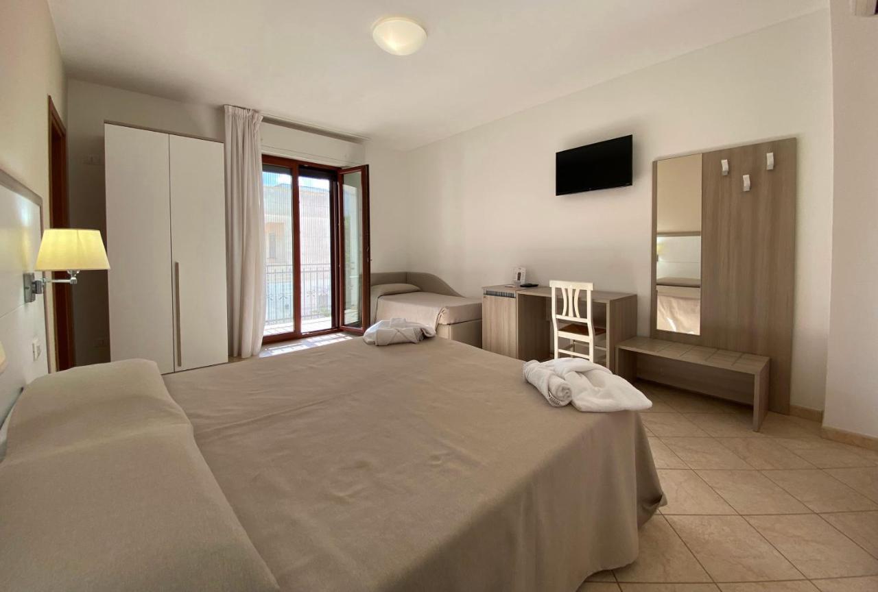 Hotel Victoria Torre Santa Sabina Eksteriør bilde